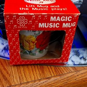 Bliss Magic Music Mug with Floral Design